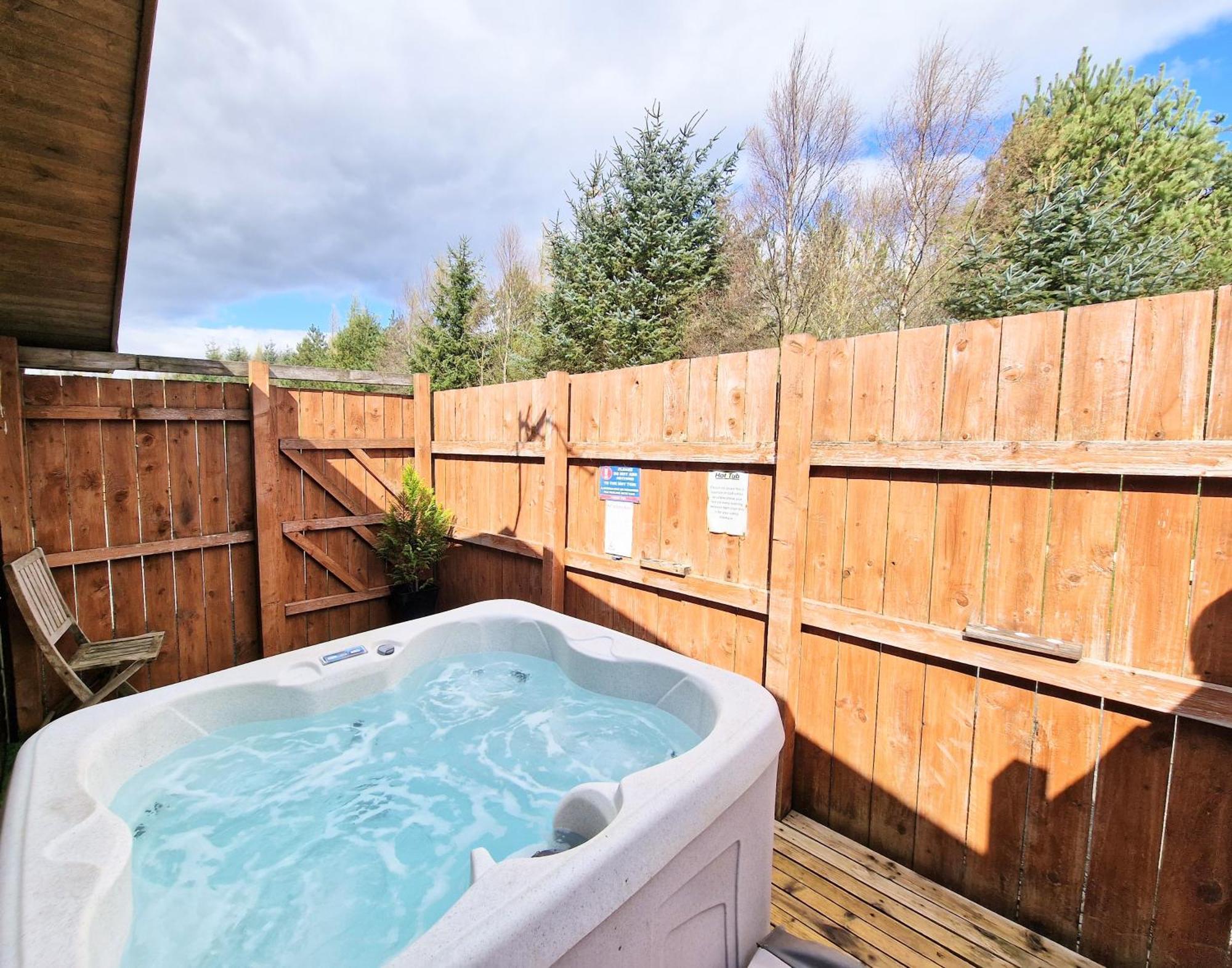 Chalet Lomond 2 With Private Hot Tub - Fife - Loch Leven - Lomond Hills